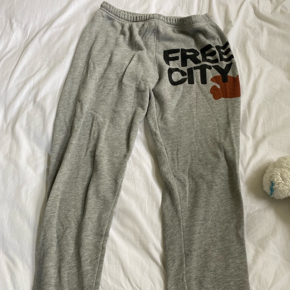 Free City Sweatpants